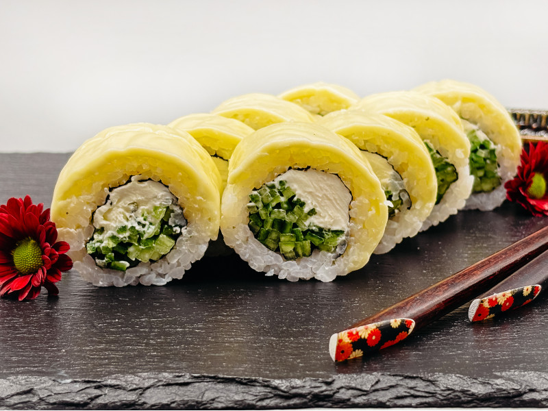 Uramaki z serem (8 szt)